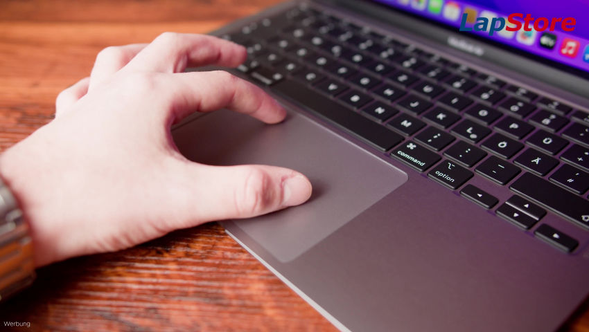 Apple MacBook Air Retina 13